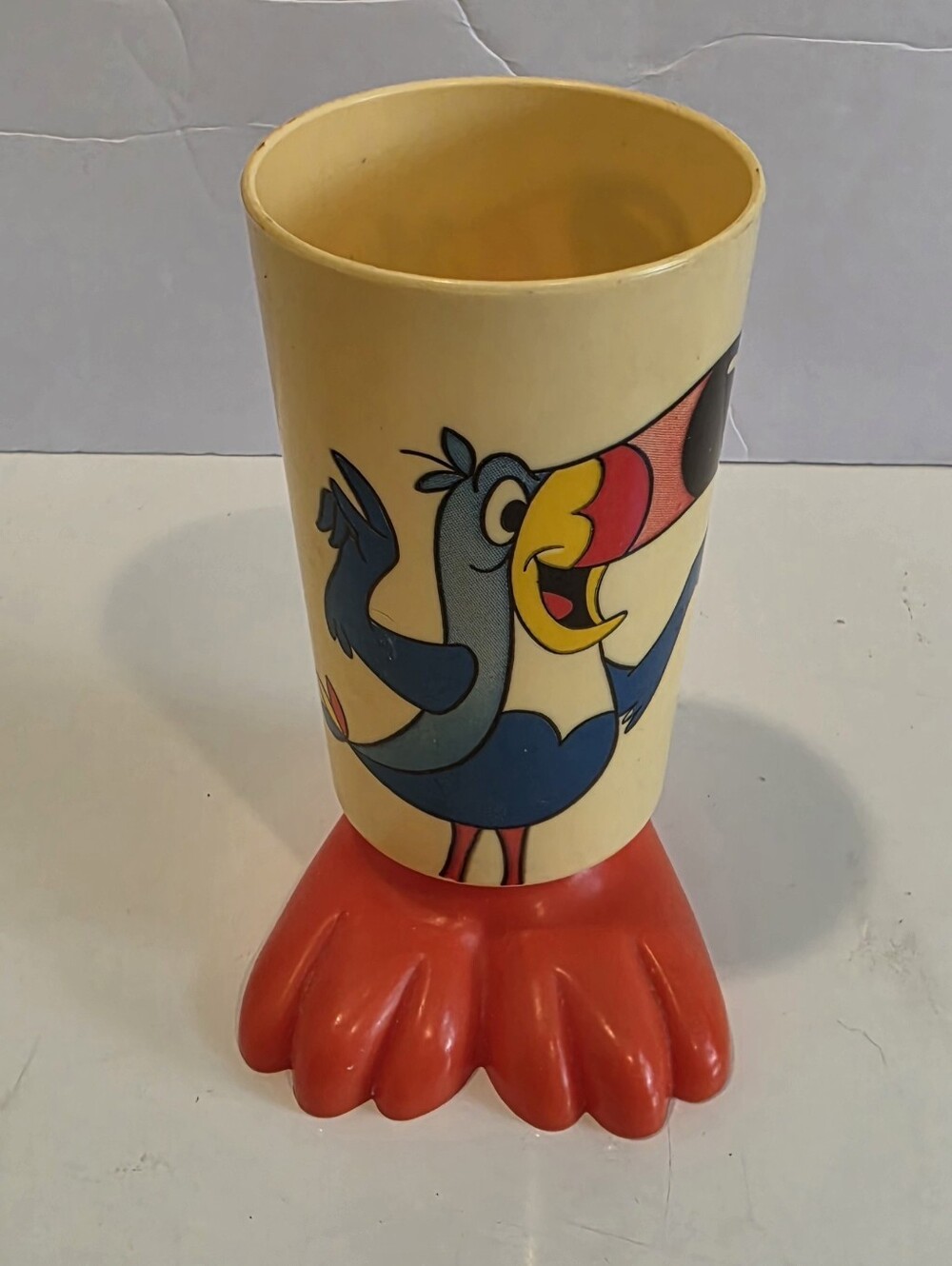 Vintage 1981 Kellogg's Froot Loops Toucan Sam "Big Feet" Cup with Red Base